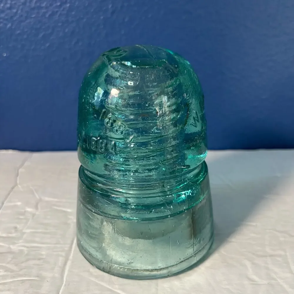BROOKFIELD Beehive‎ Glass Insulator Aqua PAT'D NOV 13TH 1883 and FEB 12TH 1884